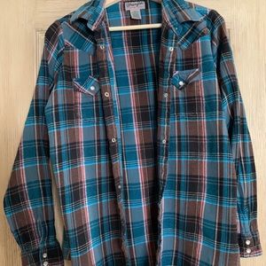 Women’s Wrangler Shirt